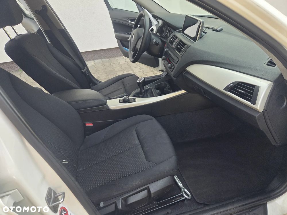 BMW Seria 1 116d Sport Line - 17