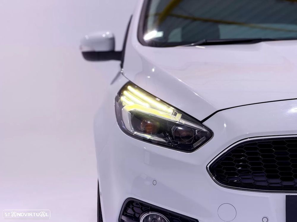 Ford S-Max 2.0 TDCi Titanium - 11
