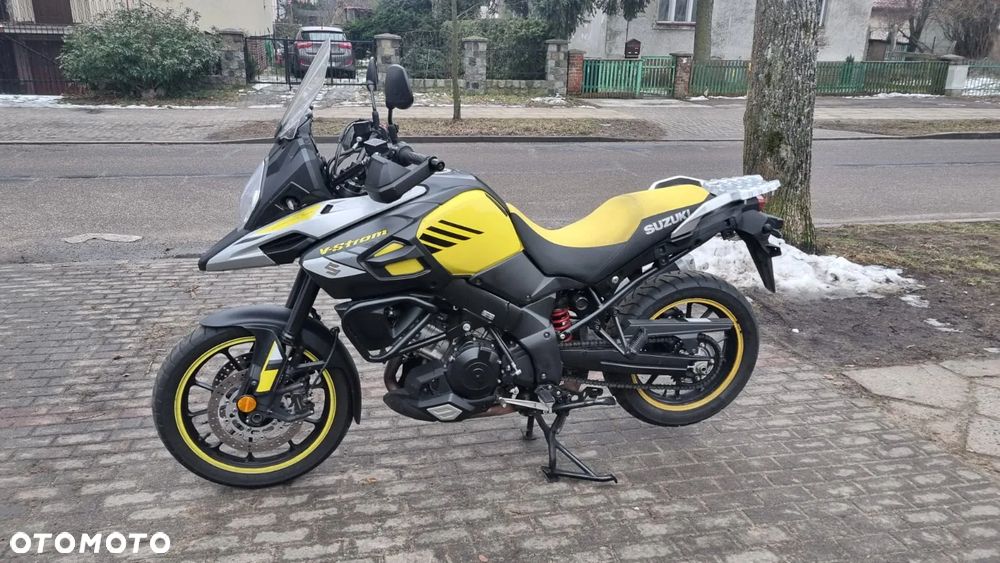 Suzuki DL - 6