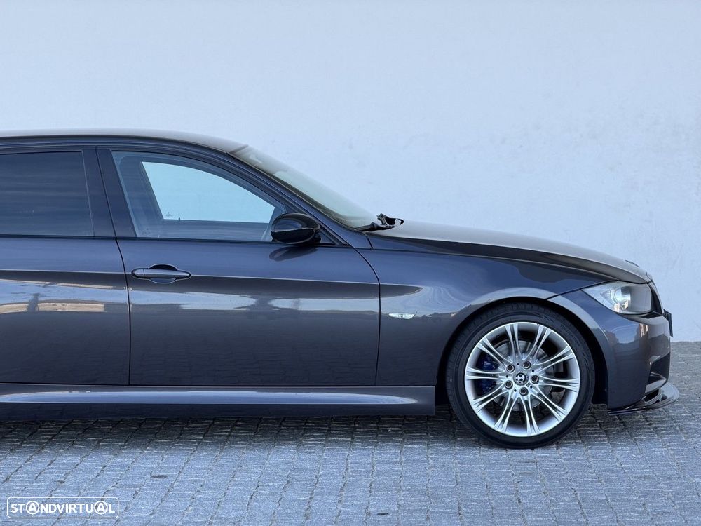 BMW 318 d Pack M - 15