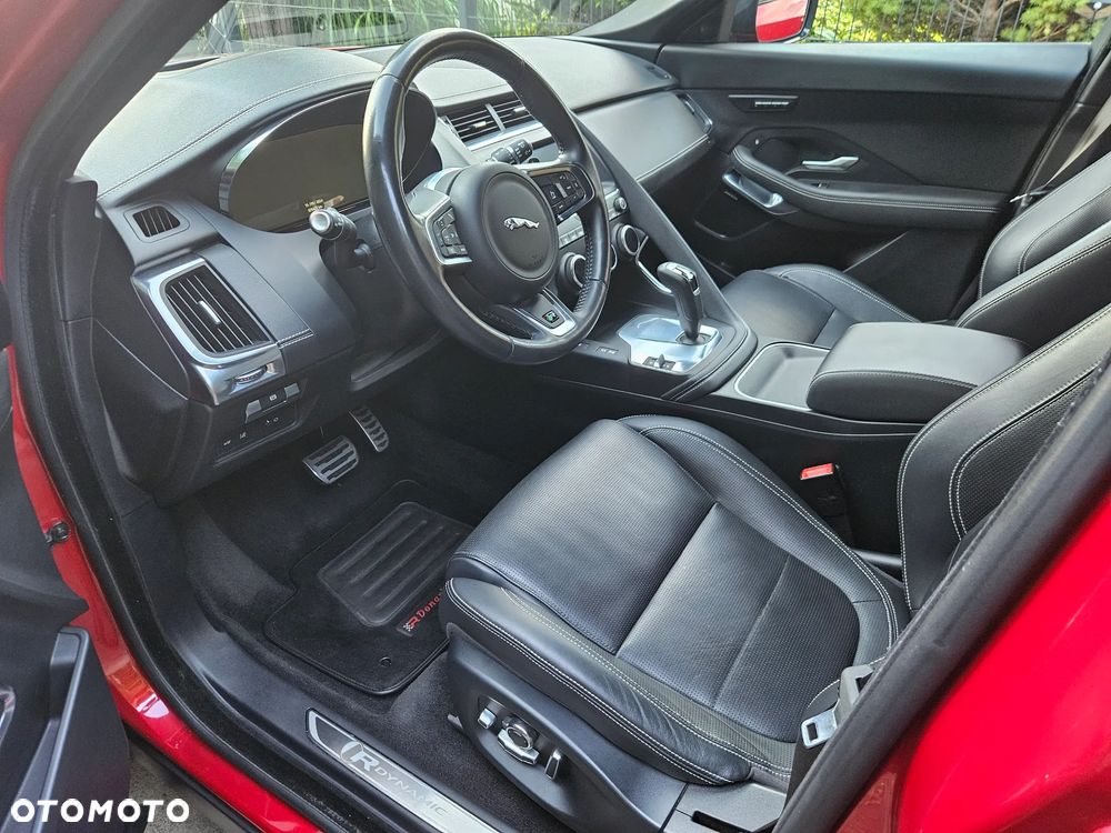 Jaguar E-Pace - 9