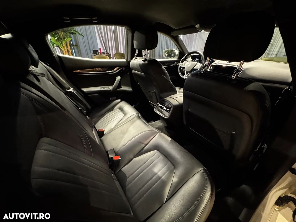 Maserati Ghibli - 25