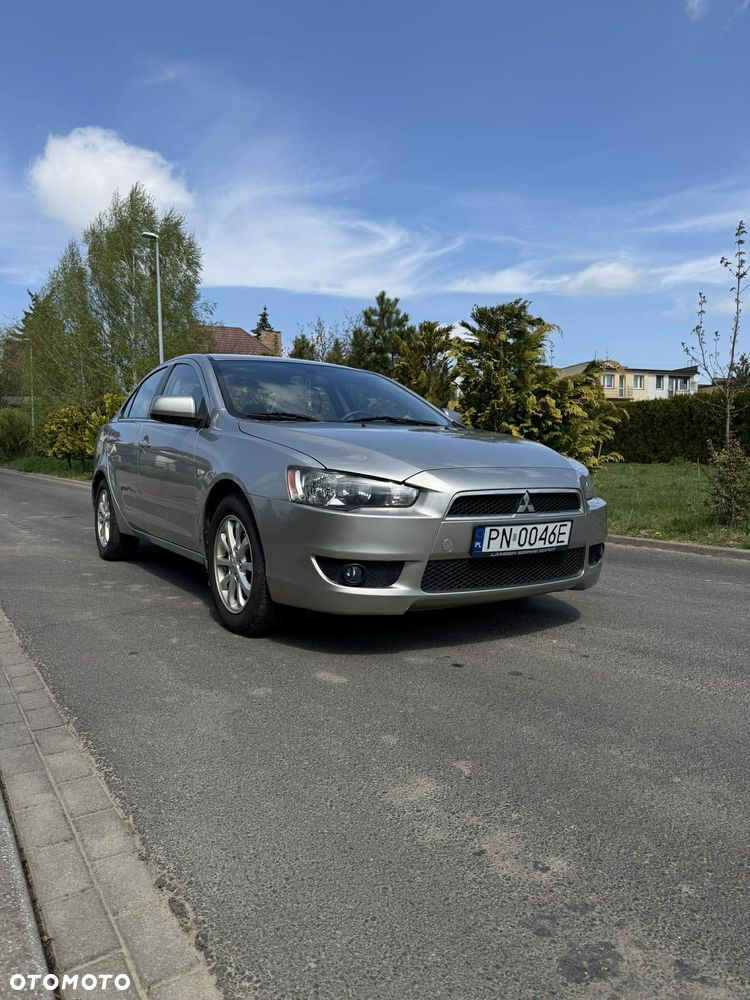 Mitsubishi Lancer - 1