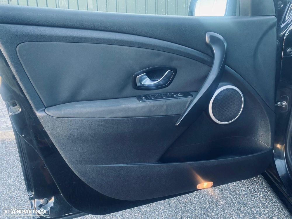 Renault Mégane 1.5 dCi Dynamique CO2 Champion - 13