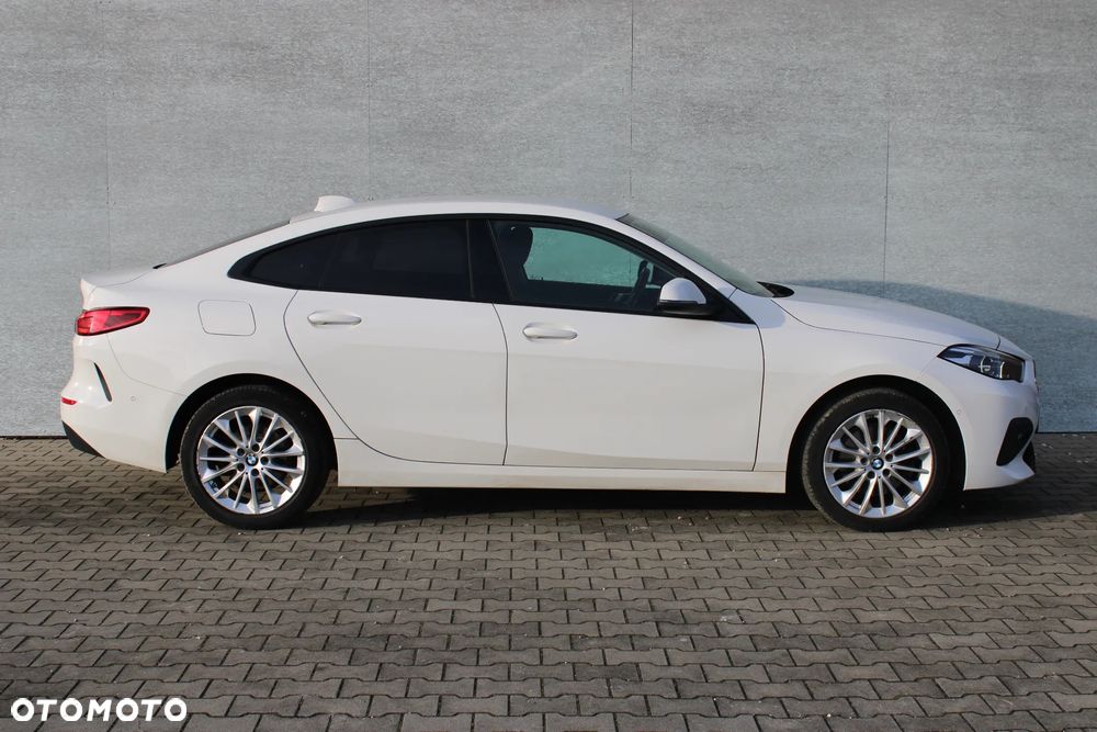 BMW Seria 2 218i Advantage - 4