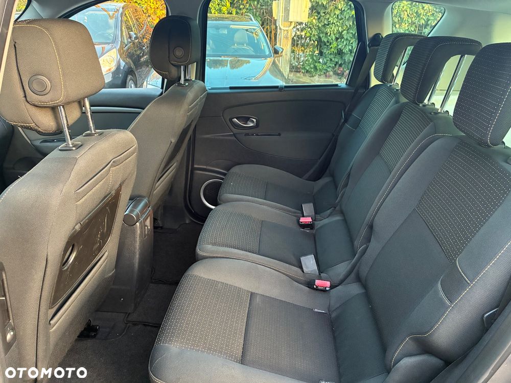Renault Scenic 1.6 16V 110 Authentique - 10