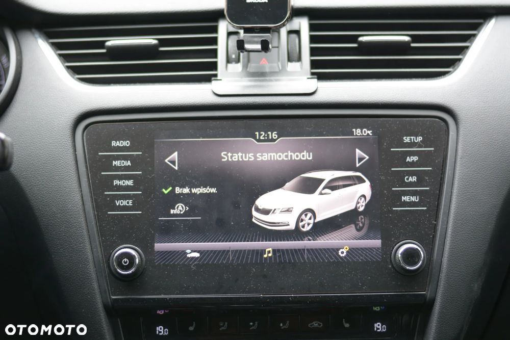 Skoda Octavia 2.0 TDI Style - 6