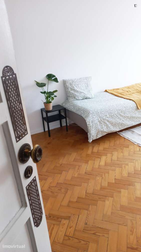 Quarto - localizado em Alcântara Lisbon - Grande imagem: 5/28