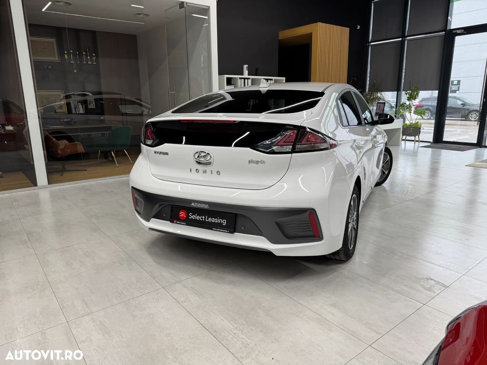 Hyundai IONIQ - 2