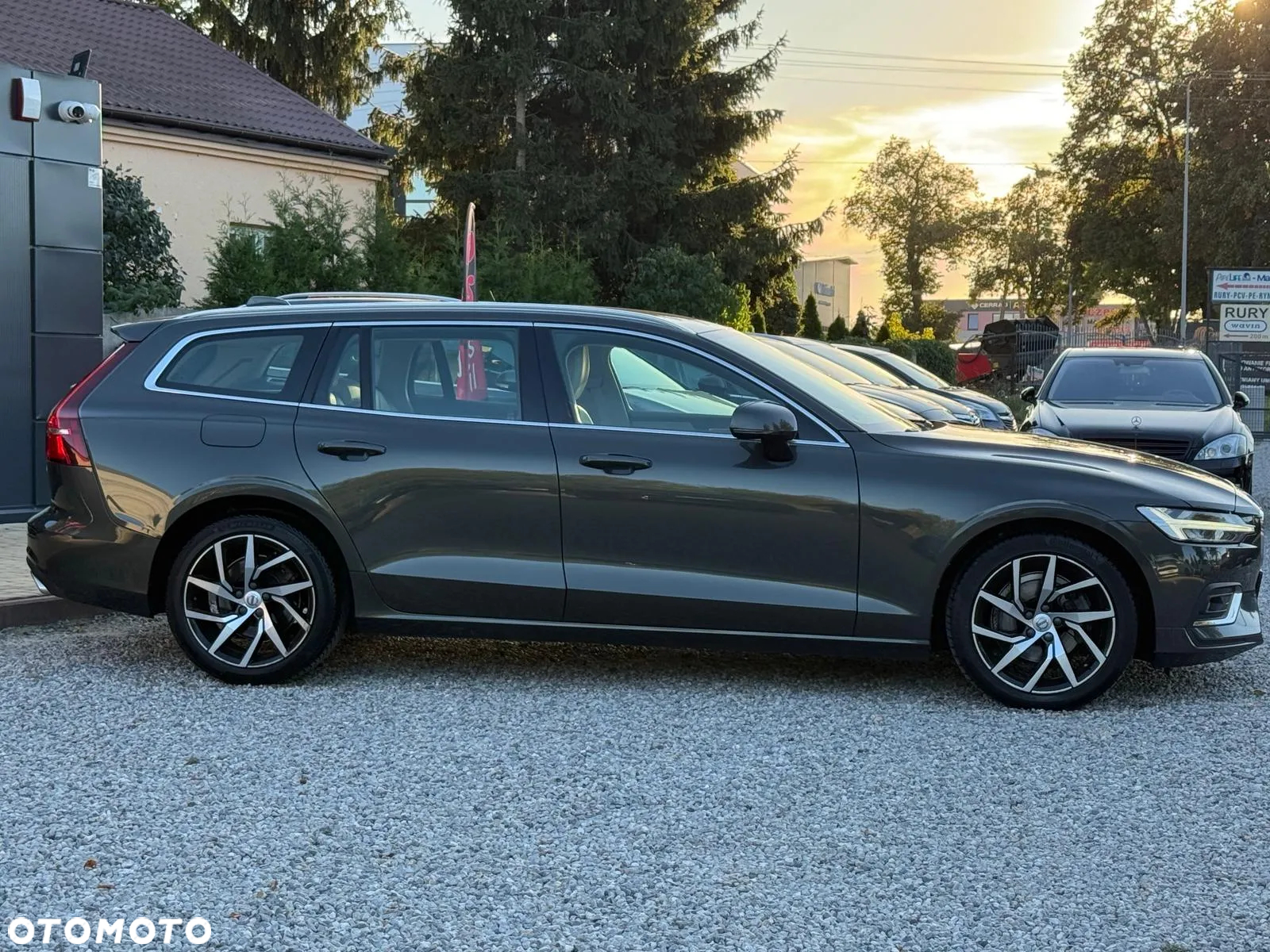 Volvo V60 B4 D Geartronic Inscription - 3