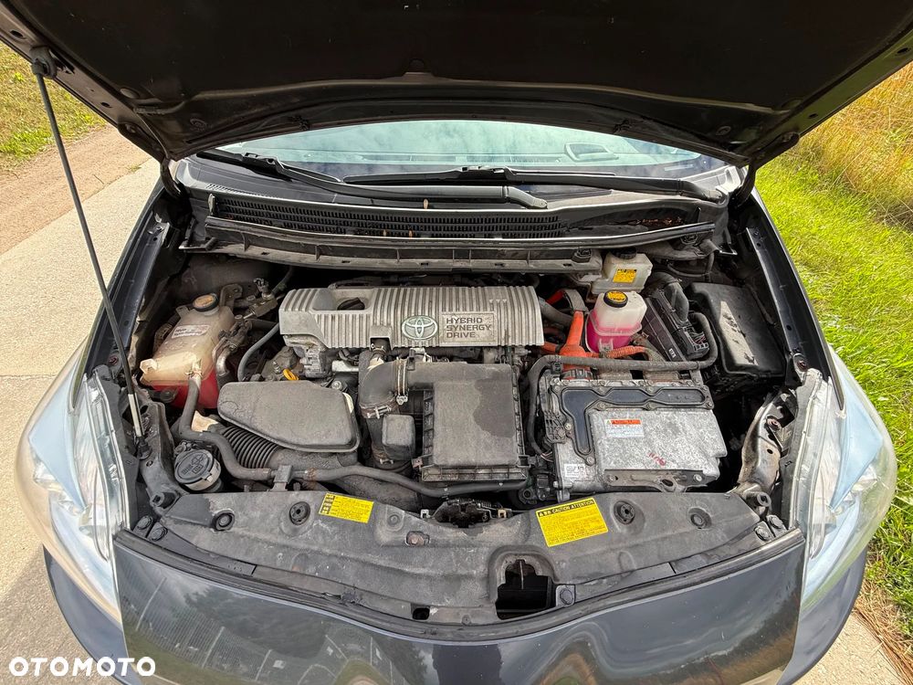 Toyota Prius - 25