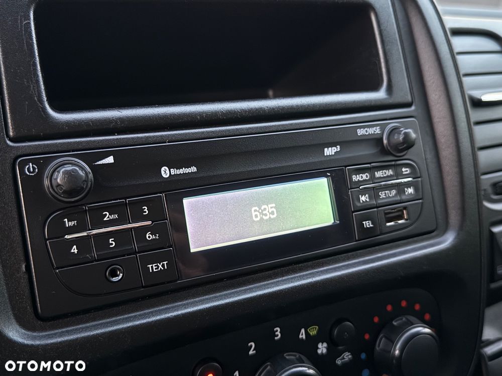 Opel Vivaro - 20