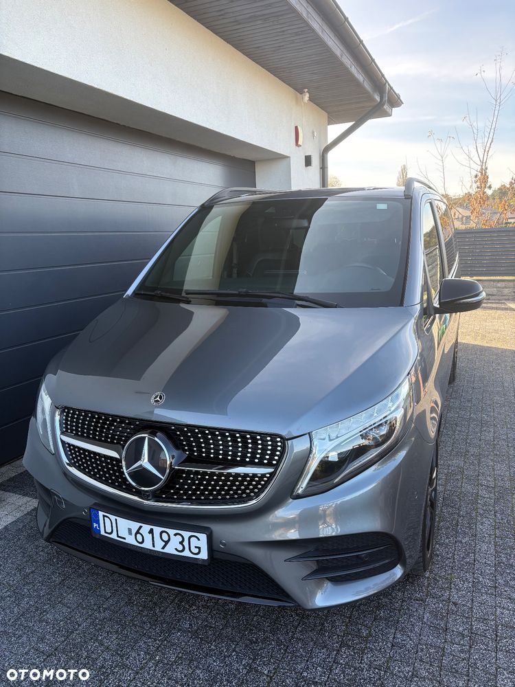 Mercedes-Benz Klasa V - 3