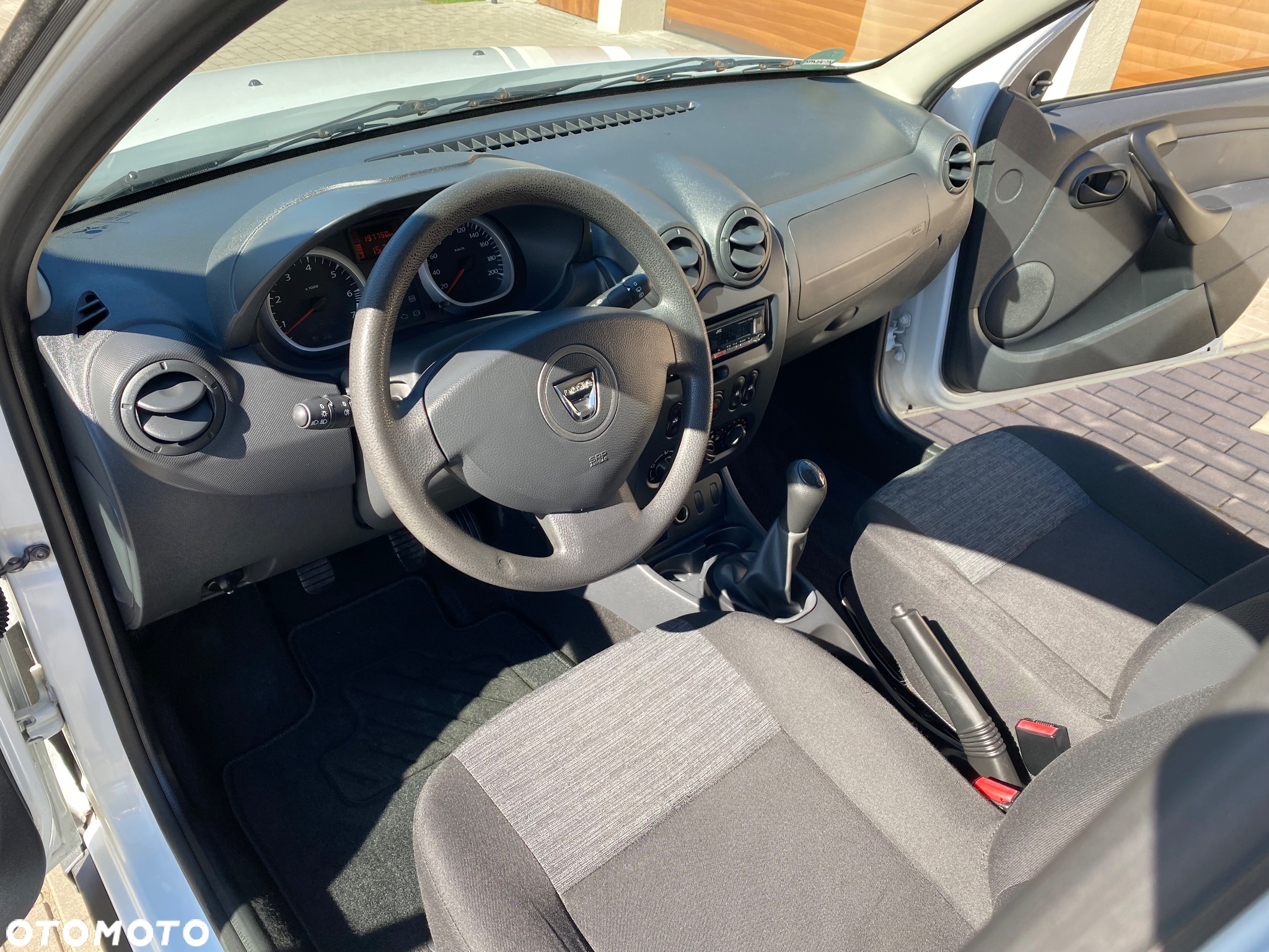 Dacia Duster 1.6 16V 4x2 Ambiance - 4