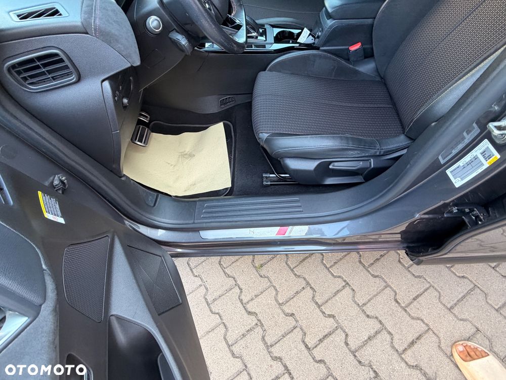 DS Automobiles DS 3 Crossback Performance Line + - 20