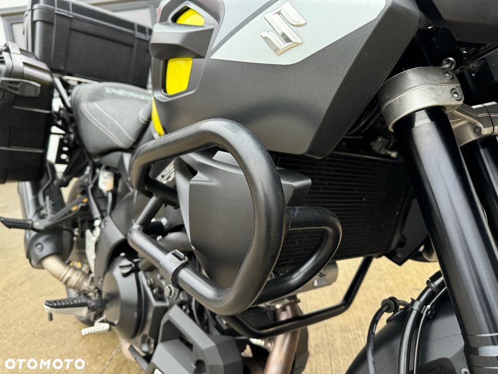 Suzuki V-STROM - 14
