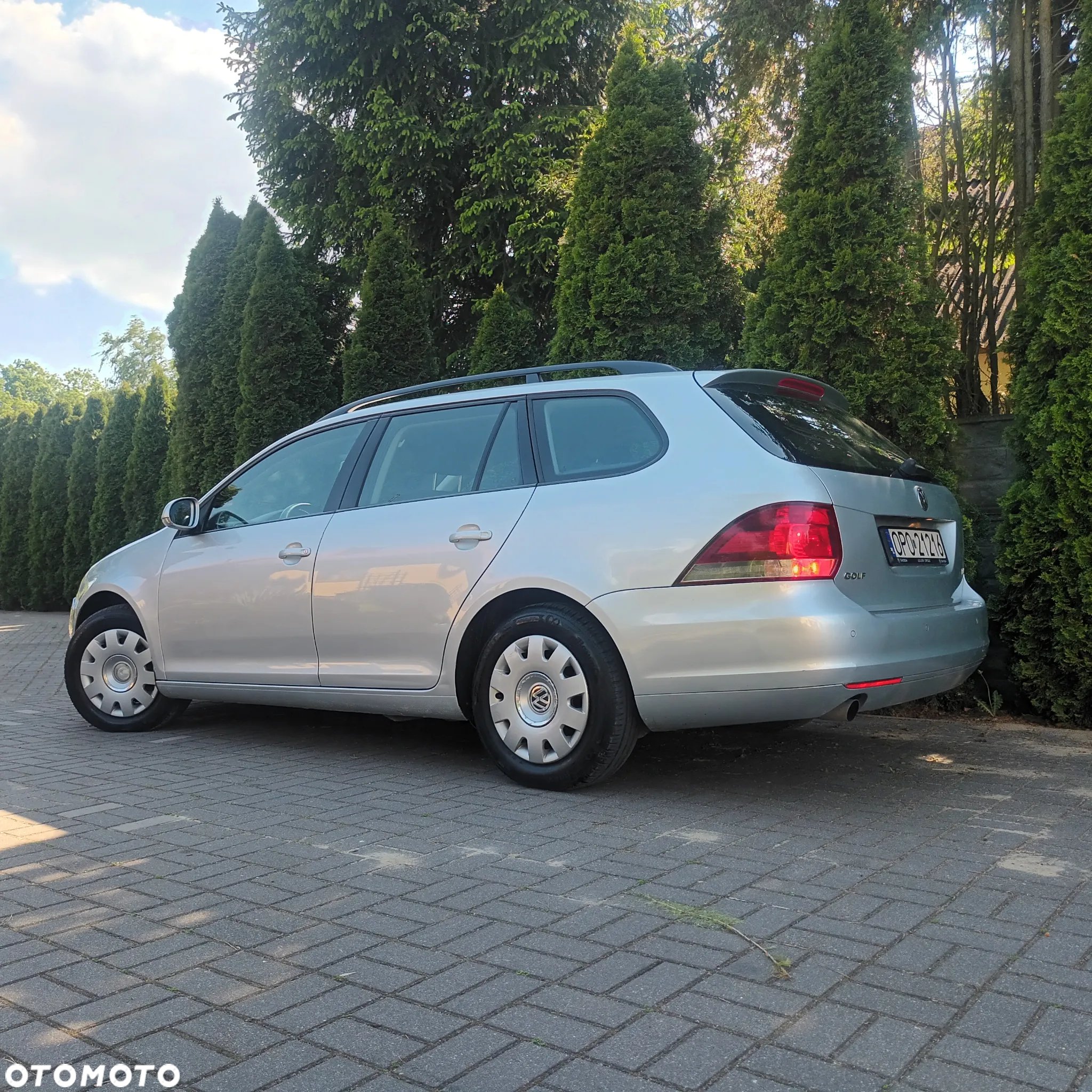Volkswagen Golf VI 1.6 TDI BlueMot Comfortline - 13