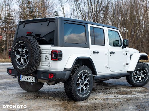 Jeep Wrangler - 5