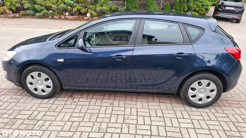 Opel Astra 1.4 Turbo - 4