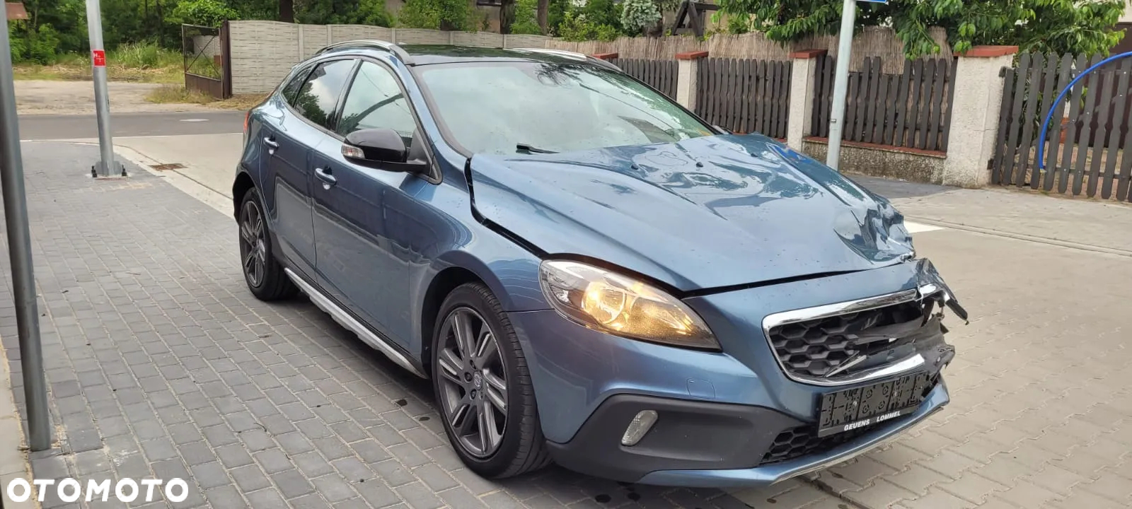 Volvo V40 Cross Country D2 Momentum - 11