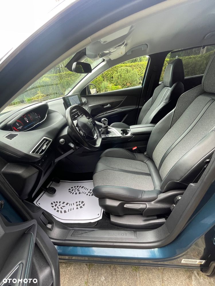 Peugeot 5008 BlueHDI 130 Allure Business-Paket - 26