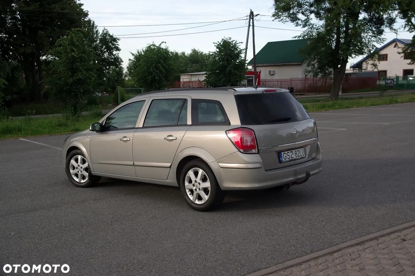 Opel Astra 1.6 Caravan Enjoy - 4