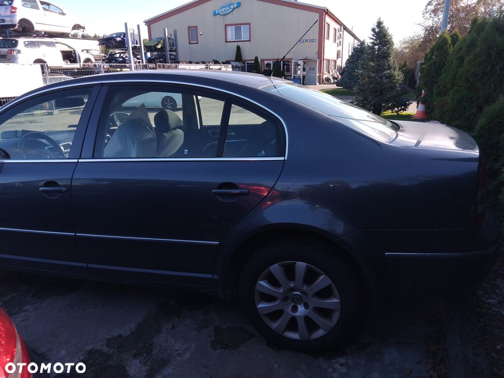 Skoda Superb 1 lift z silnikiem 2,0 TDI ozn. BSS i skrzynią manualną 6 bieg. ozn JMD lakier 9153 - 3