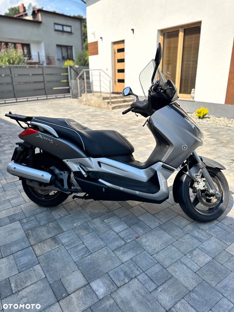Yamaha X-max - 10