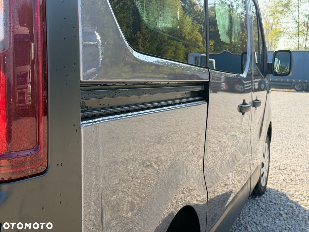 Renault Trafic - 12
