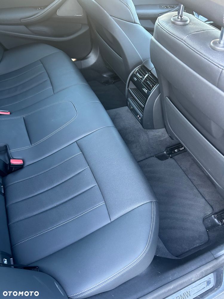 BMW Seria 5 520d - 11