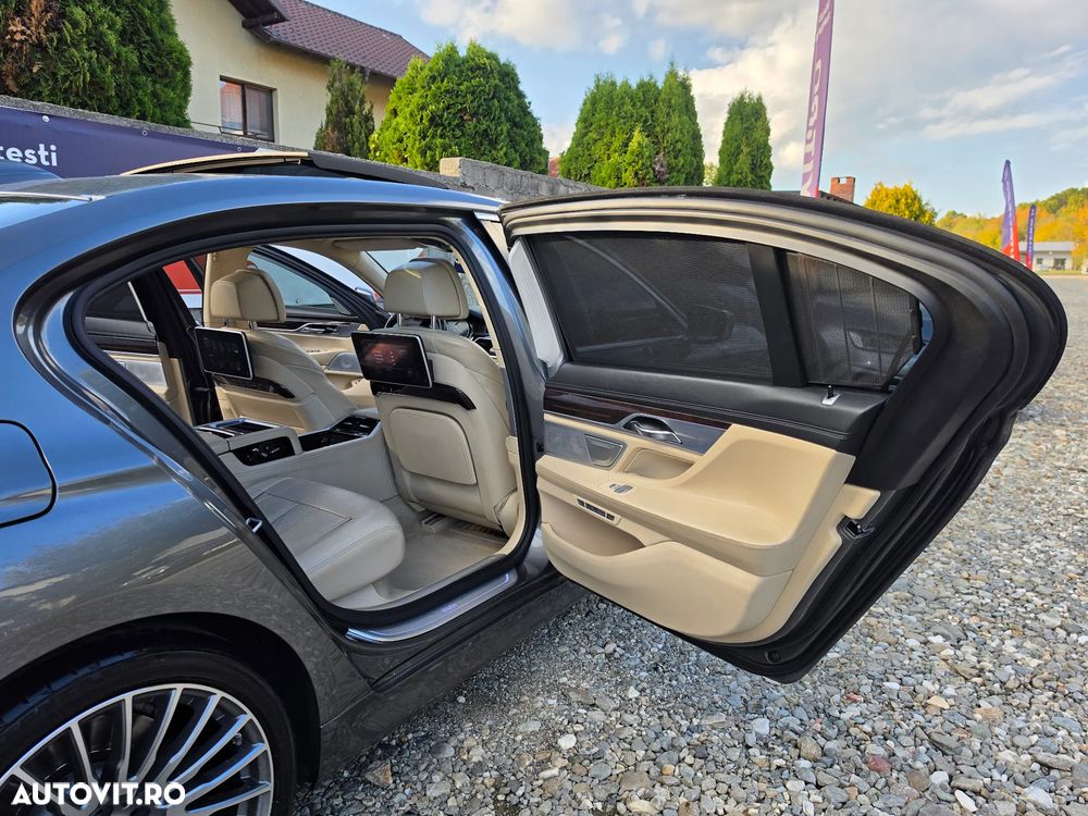 BMW Seria 7 750Li xDrive Edition Exclusive - 32