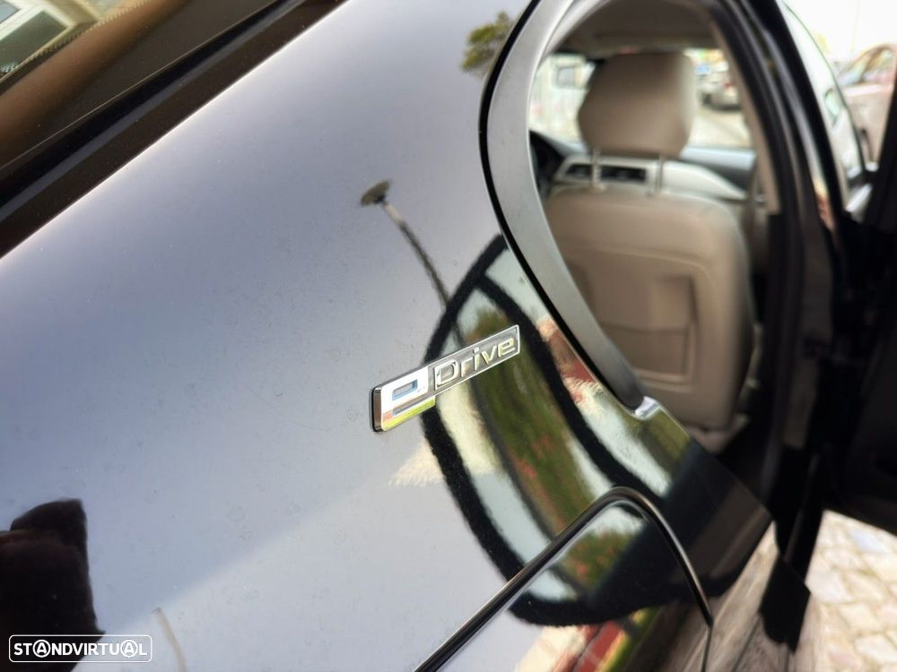 BMW 330 e iPerformance Advantage - 15