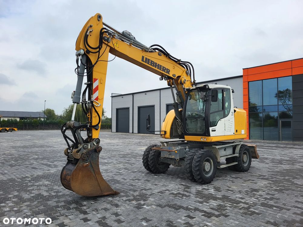 Liebherr A918 Compact / z Niemiec / Stan idealny / - 1