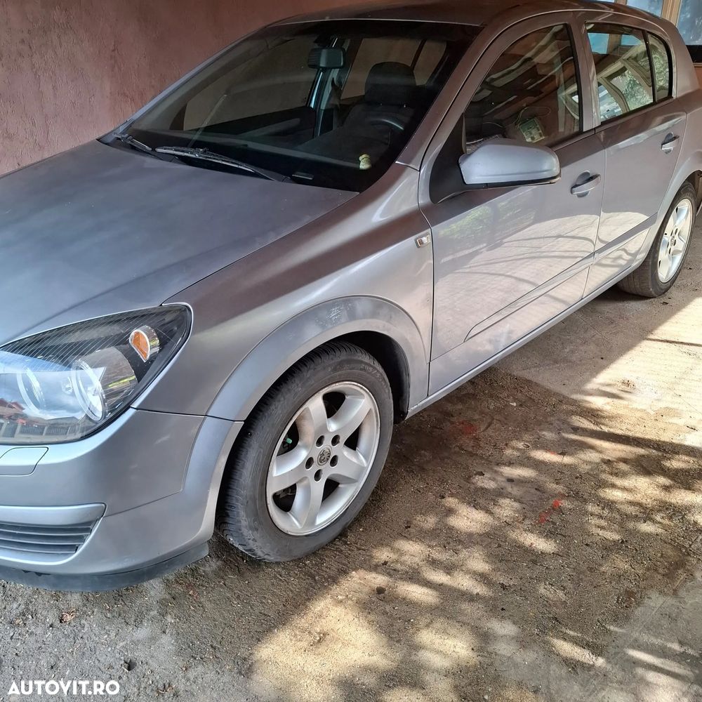 Opel Astra 1.7 CDTI Enjoy - 10