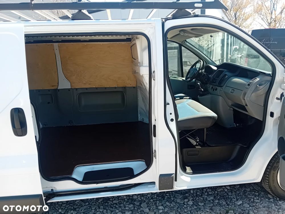 Renault Trafic - 15