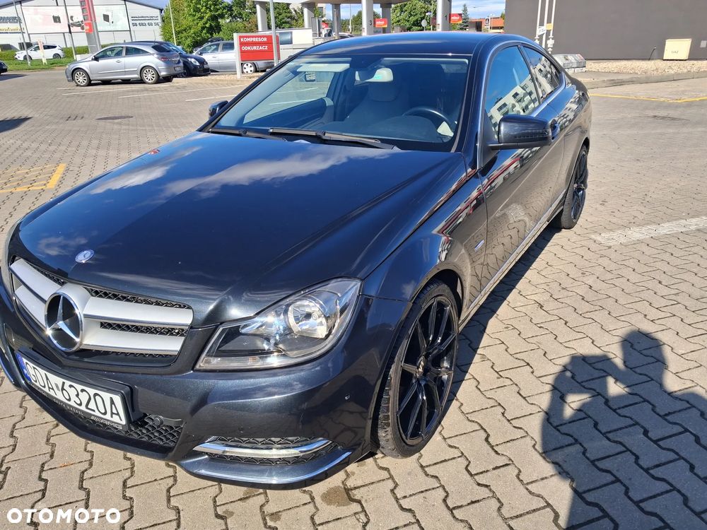 Mercedes-Benz Klasa C 180 (BlueEFFICIENCY) - 1