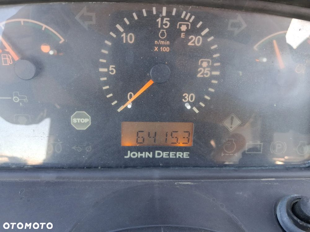 John Deere 4520 - 14