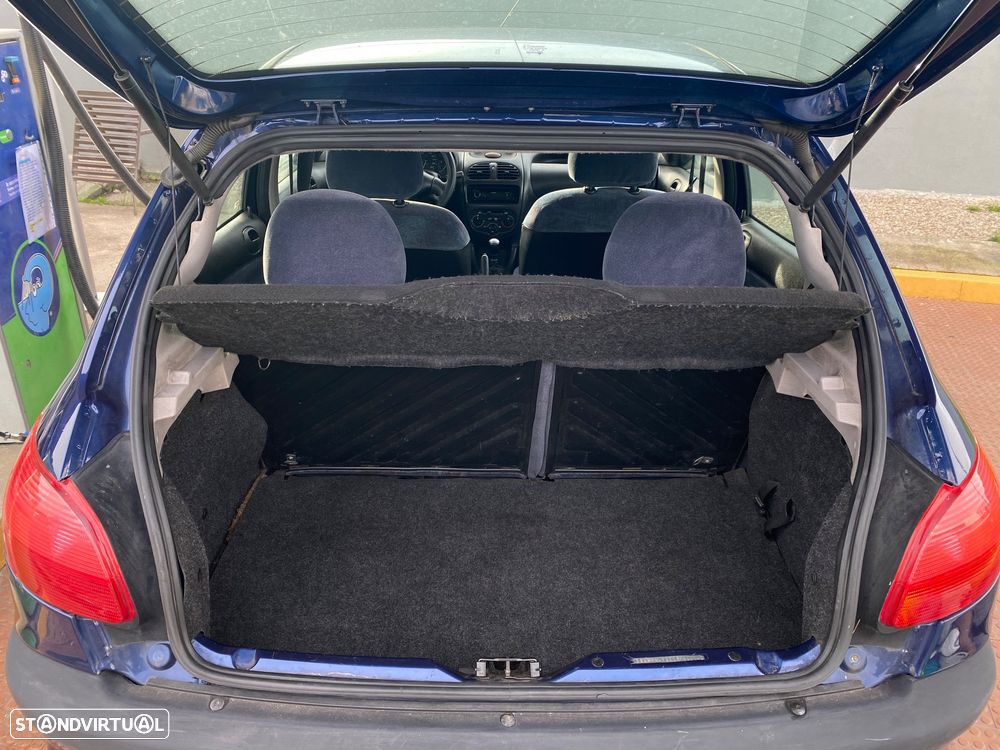 Peugeot 206 1.9 D XT - 41