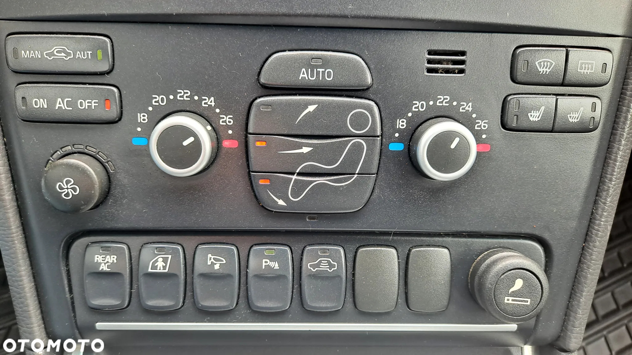 Volvo XC 90 - 37