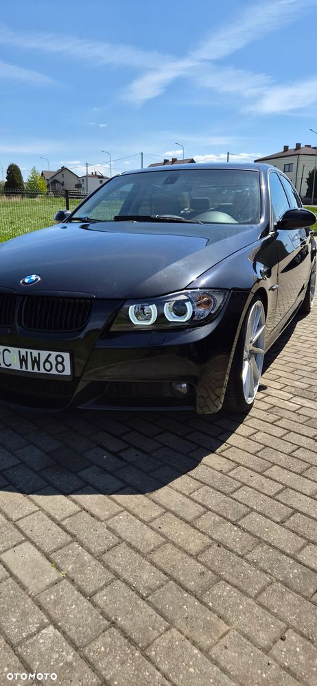 BMW Seria 3 325i - 18