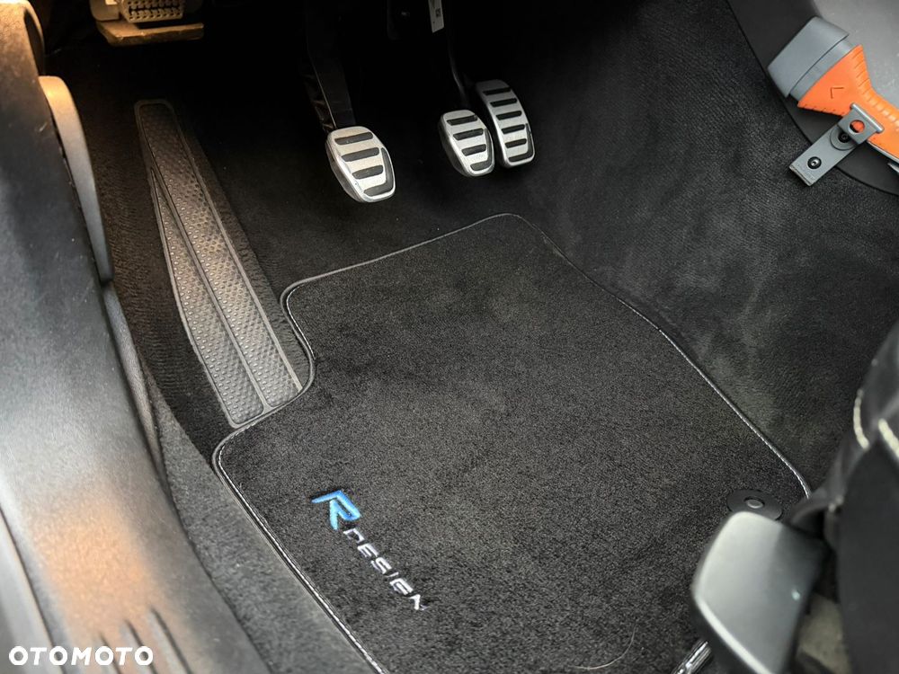 Volvo V40 D3 Momentum - 12