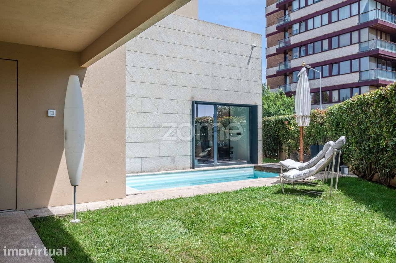 Moradia Contemporânea com 5 Suítes, Piscina e Garagem | Foz - Porto - Grande imagem: 5/60