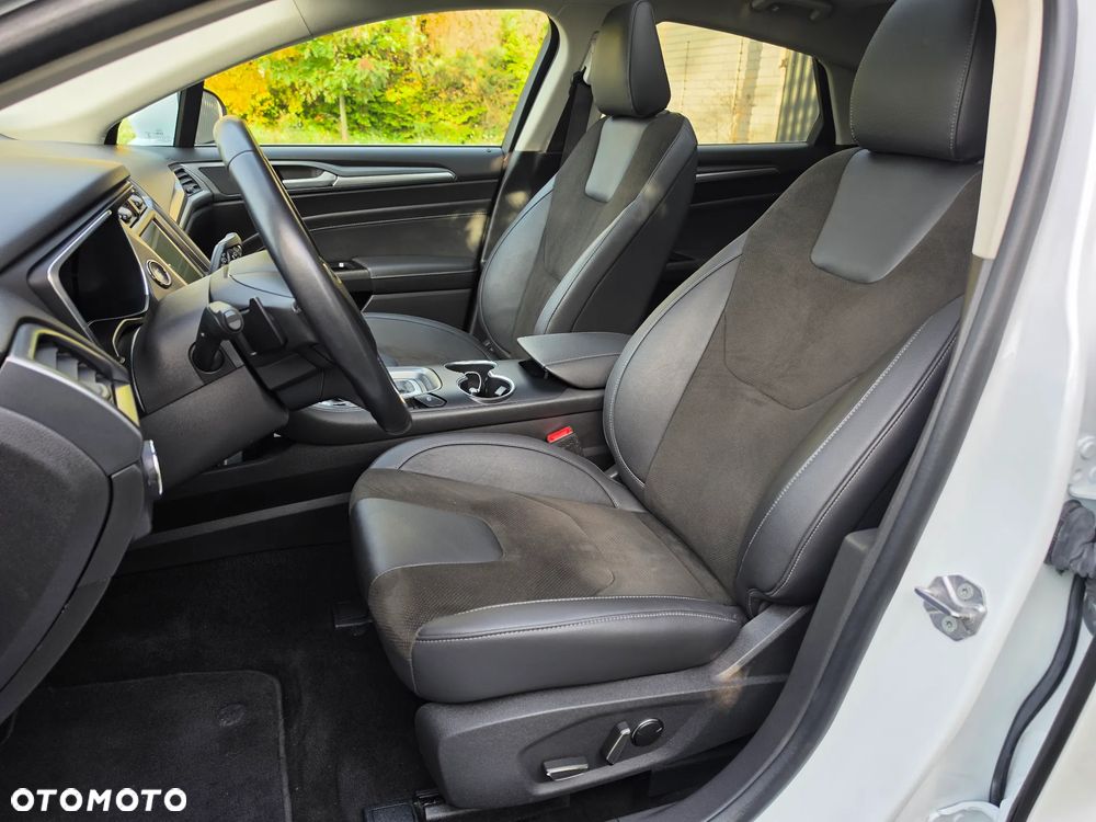 Ford Mondeo 2.0 TDCi STart-Stopp PowerShift-Aut Titanium - 25