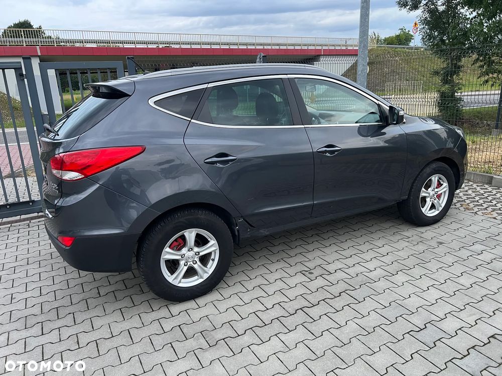 Hyundai ix35 - 11