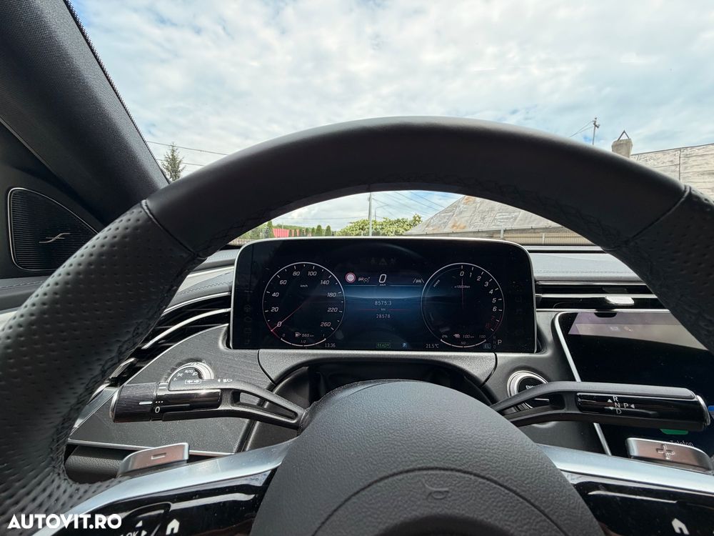 Mercedes-Benz E - 33