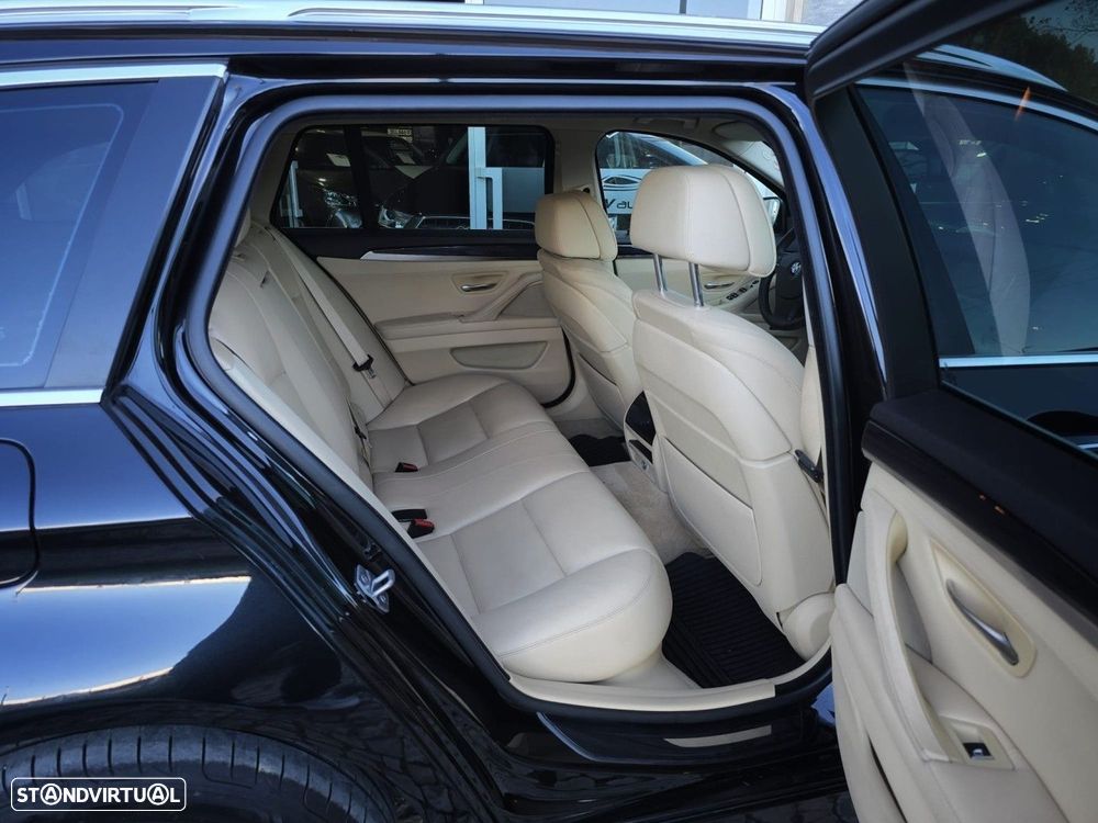 BMW 520 d Line Luxury Auto - 31