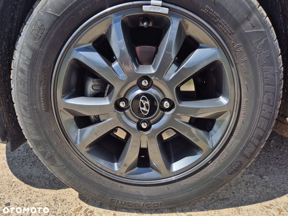 Hyundai i20 1.2 Comfort - 20