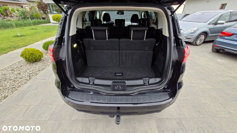 Ford S-Max 1.5 Eco Boost Start-Stopp TITANIUM - 13