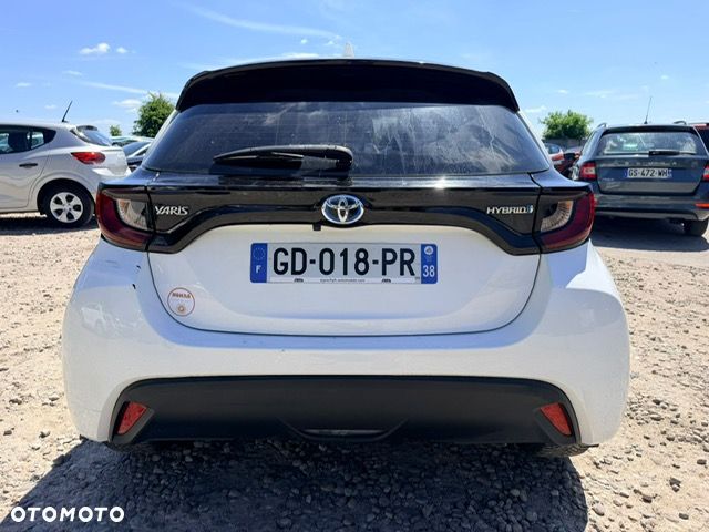Toyota Yaris 1.5 Premium CVT - 9