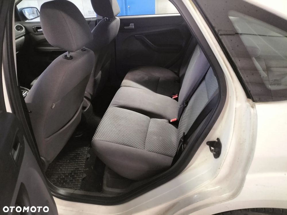 Ford Focus 1.6 TDCi Fun - 8